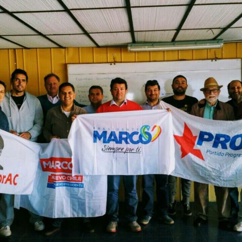 Así como Marco evolucionó… ¿El PRO de ayer y el de hoy, es el mismo?  “Definitivamente no. El PRO es un partido rejuvenecido y que tuvo un  recambio que tiene más de 30 mil personas. Tres veces me han cambiado las reglas para poder competir, y lo hemos hecho. Primero para poder ir a la campaña tenía que tener un  partido y lo hice con mucho gusto y con grandes ideales. Luego me dicen que ese partido había que regalizarlo… Y lo hicimos, siendo el primer partido relegalizado en Chile, donde prima una savia nueva”.     ¿Qué pasará el 19 de noviembre con Marco Enríquez-Ominami?  “Vamos a pasar a segunda vuelta”.   Fuente: Poder y liderazgo