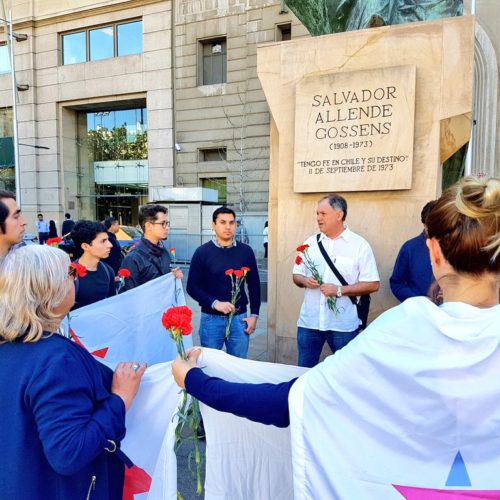 Progresistas homenajearon a Allende a 48 años del triunfo del pueblo