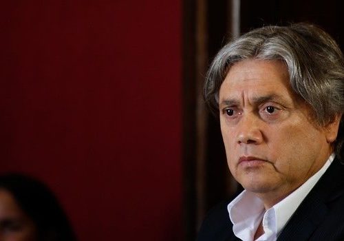 [Bío-Bío Chile]Navarro viajará a E.E.U.U para entregar antecedentes contra Piñera por compra de acciones de LAN