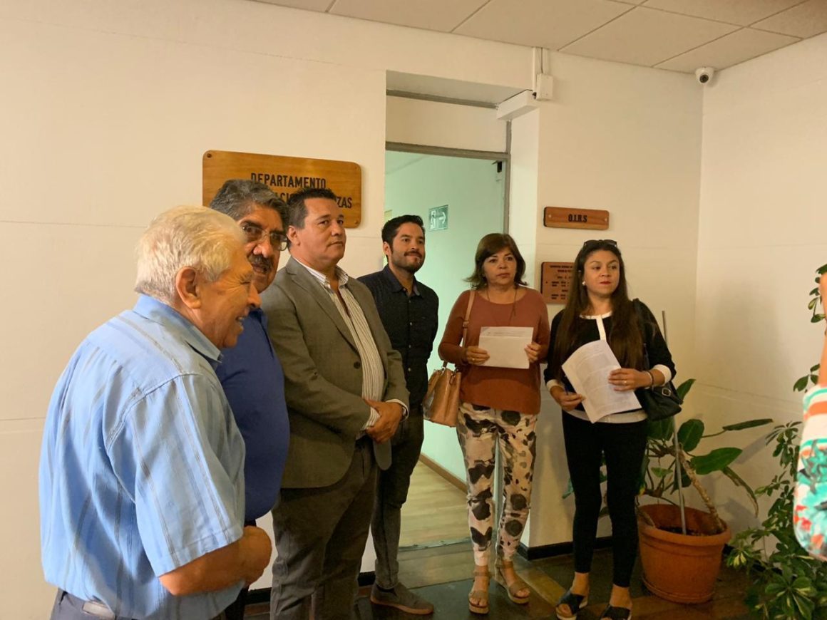 Carta de los partidos de oposición de Antofagasta donde emplazan al gobierno por sus promesas incumplidas