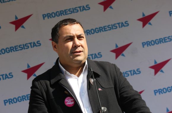 PRO confía “en que el gobierno de Gabriel Boric no se dejará llevar ni por los pauteos de una izquierda que quiere todo de inmediato, pero tampoco por los supuestos expertos que repiten las mismas fórmulas de los 30 años” PRO confía “en que el gobierno de Gabriel Boric no se dejará llevar ni por los pauteos de una izquierda que quiere todo de inmediato, pero tampoco por los supuestos expertos que repiten las mismas fórmulas de los 30 años”