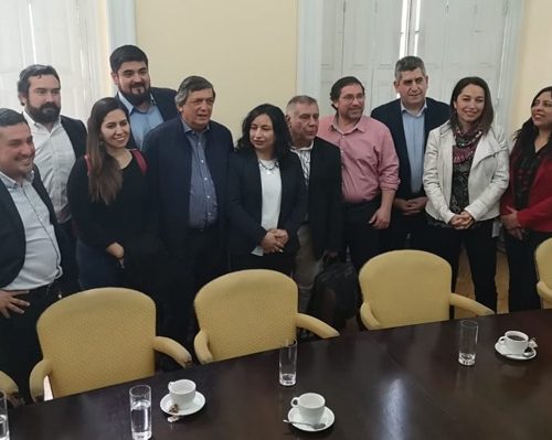 [La Tercera] Convergencia Progresista y Unidad Para el Cambio inician reuniones de cara a elecciones de 2020 y no se cierran a dialogar con la DC y el FA