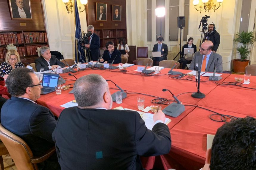 Abogados Constitucionalistas se cuadran con proyecto voto joven Abogados Constitucionalistas se cuadran con proyecto voto joven