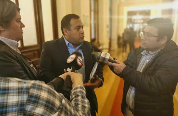 Unidad para el Cambio presentó su propuesta de pensiones frente al fracaso evidente de las AFP Unidad para el Cambio presentó su propuesta de pensiones frente al fracaso evidente de las AFP