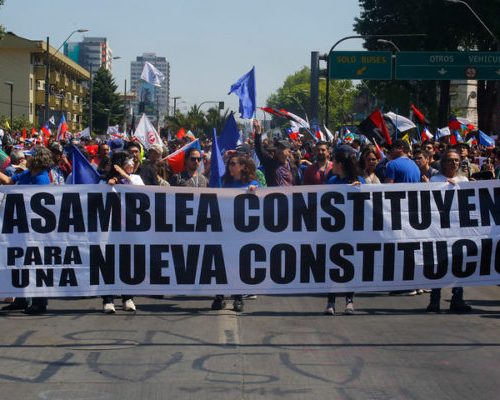 [Radio Nuevo Mundo] Amplio rechazo a intento de “cocina” para nueva Constitución sin Asamblea Constituyente