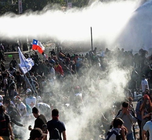 [Columna] El Chile que despertó tiene que permanecer en pie