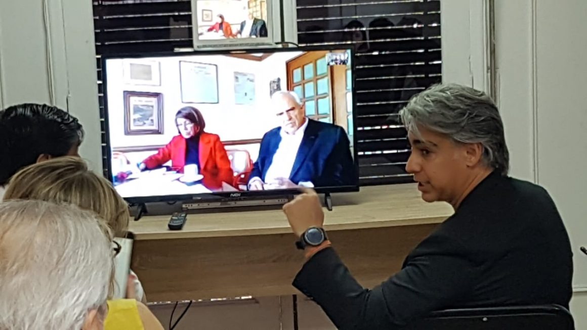 Ex presidente Ernesto Samper comparte experiencia de proceso constituyente colombiano: “Es el momento para encontrar la mejor salida para Chile” Ex presidente Ernesto Samper comparte experiencia de proceso constituyente colombiano: “Es el momento para encontrar la mejor salida para Chile”