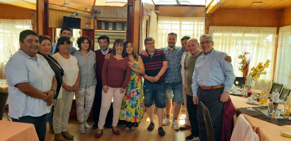 Siete concejales en ejercicio y 45 dirigentes sociales de Chiloé se suman al Partido Progresista de la región de Los Lagos Siete concejales en ejercicio y 45 dirigentes sociales de Chiloé se suman al Partido Progresista de la región de Los Lagos