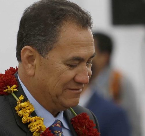 [ADN Radio] Alcalde de Rapa Nui: “Tengo un loco a cargo de la salud pública de mi país”