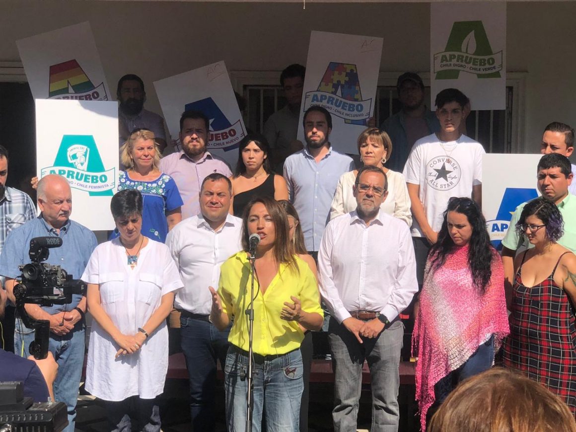 Comando Apruebo Chile Digno cede la totalidad de su franja televisiva a más de 130 organizaciones sociales Comando Apruebo Chile Digno cede la totalidad de su franja televisiva a más de 130 organizaciones sociales