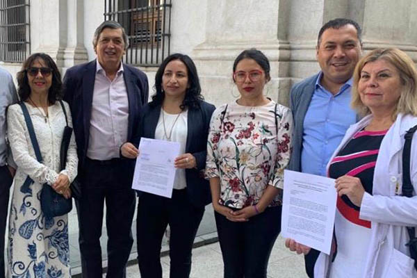 Partidos de Unidad para el Cambio entregan carta con propuestas para afrontar la situación que enfrenta el país por Coronavirus Partidos de Unidad para el Cambio entregan carta con propuestas para afrontar la situación que enfrenta el país por Coronavirus