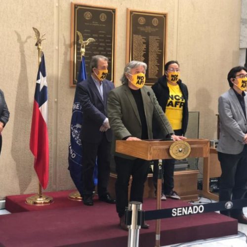 Senador Navarro: “Hoy es el principio del fin de las AFP; nuestra Reforma Constitucional que termina con ellas fue admitido a tramitación” Senador Navarro: “Hoy es el principio del fin de las AFP; nuestra Reforma Constitucional que termina con ellas fue admitido a tramitación”