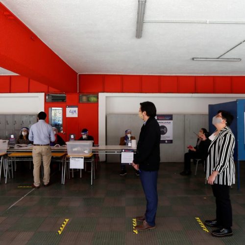 [El Desconcierto] Transporte gratuito durante el Plebiscito: Navarro insiste en su cruzada y emplaza al gobierno